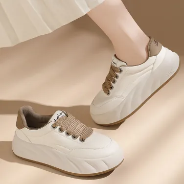 COZY WALKERS WOMEN’S CASUAL SHOE
